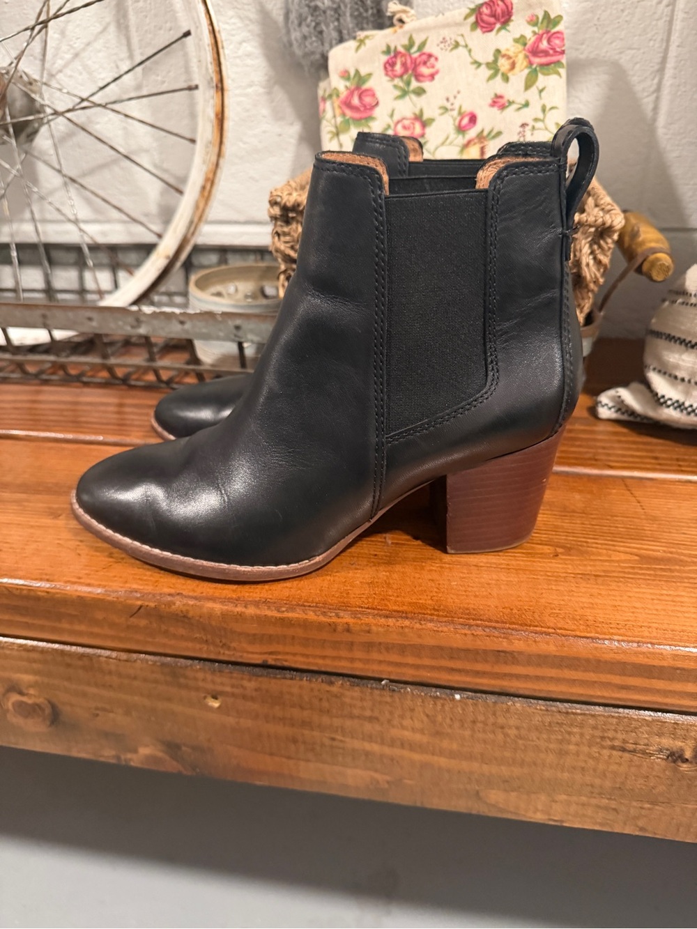 Madewell black booties woman’s size 7